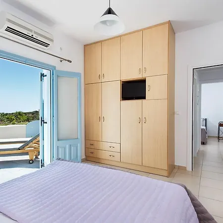 Ann-margo House Fira (Santorini)