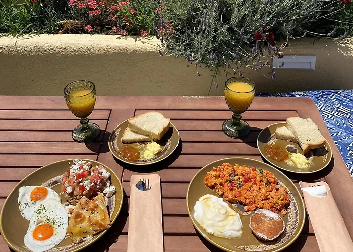 Ann-margo House 펜션 산토리니